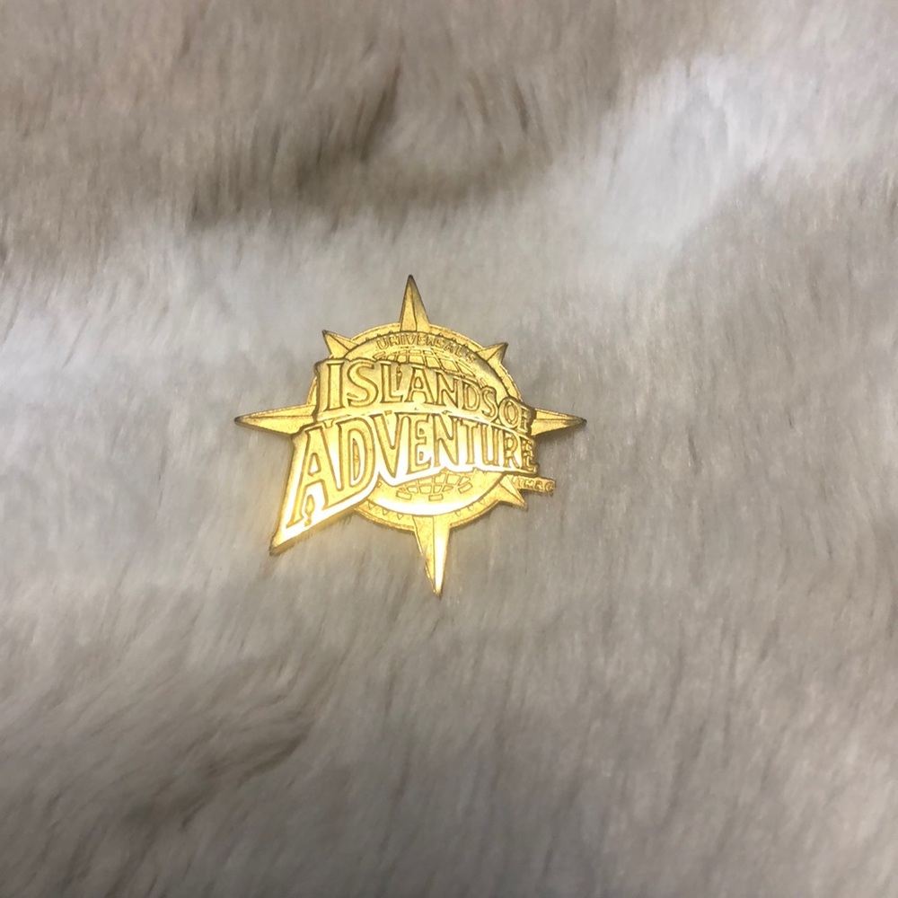 Disney Pin - Picture 3 of 6